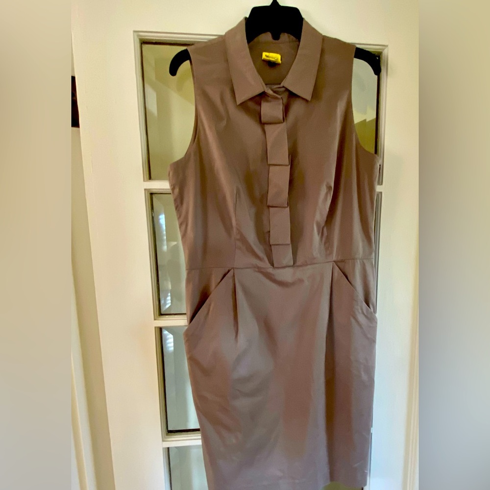 Ann Taylor Taupe Gray Sleeveless Collared Sheath Dress Size 14